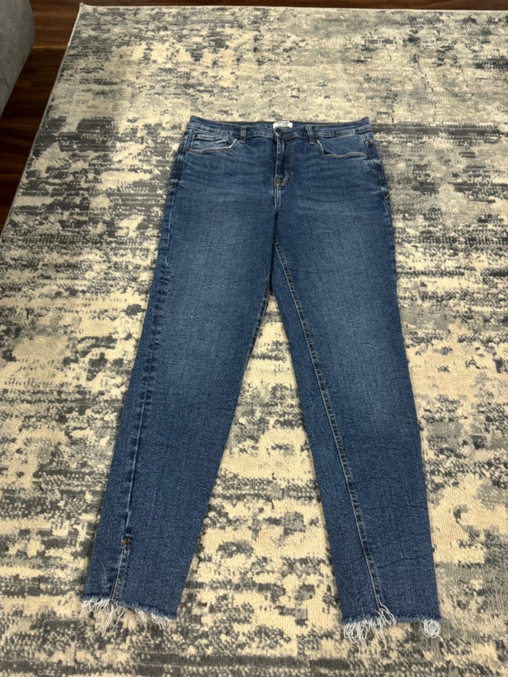 Kensie Dark Blue Cropped Straight Ankle Jeans